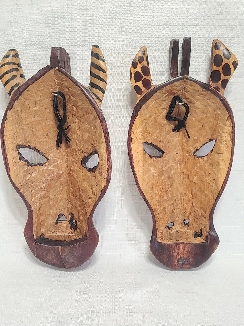2 Wooden African Animal Masks Hand Carved Wall Decor Zebra & Giraffe Masks 10